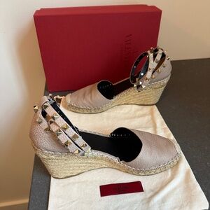 Beautiful Valentino Espadreilles! Perfect for any occasion